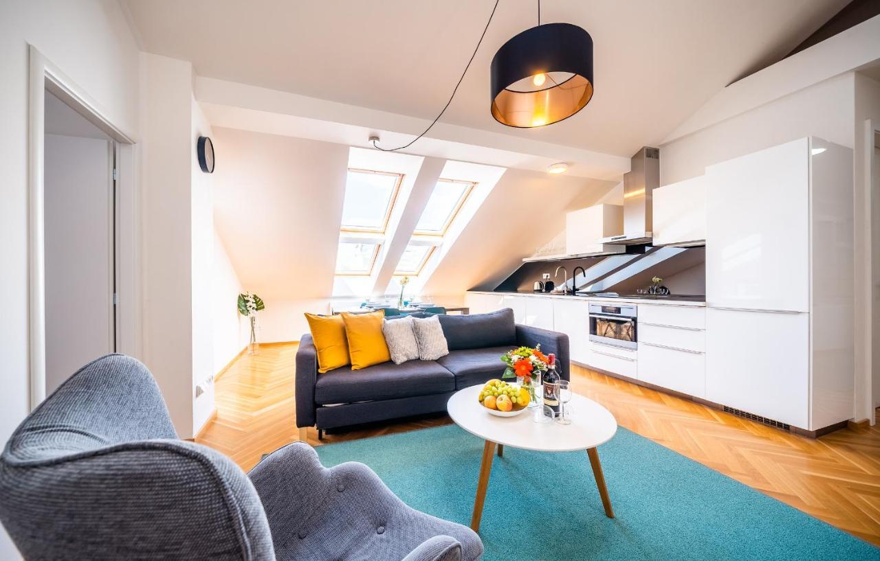 Luxurious Woodrow Wilson Apt In Prague Centre Ngoại thất bức ảnh