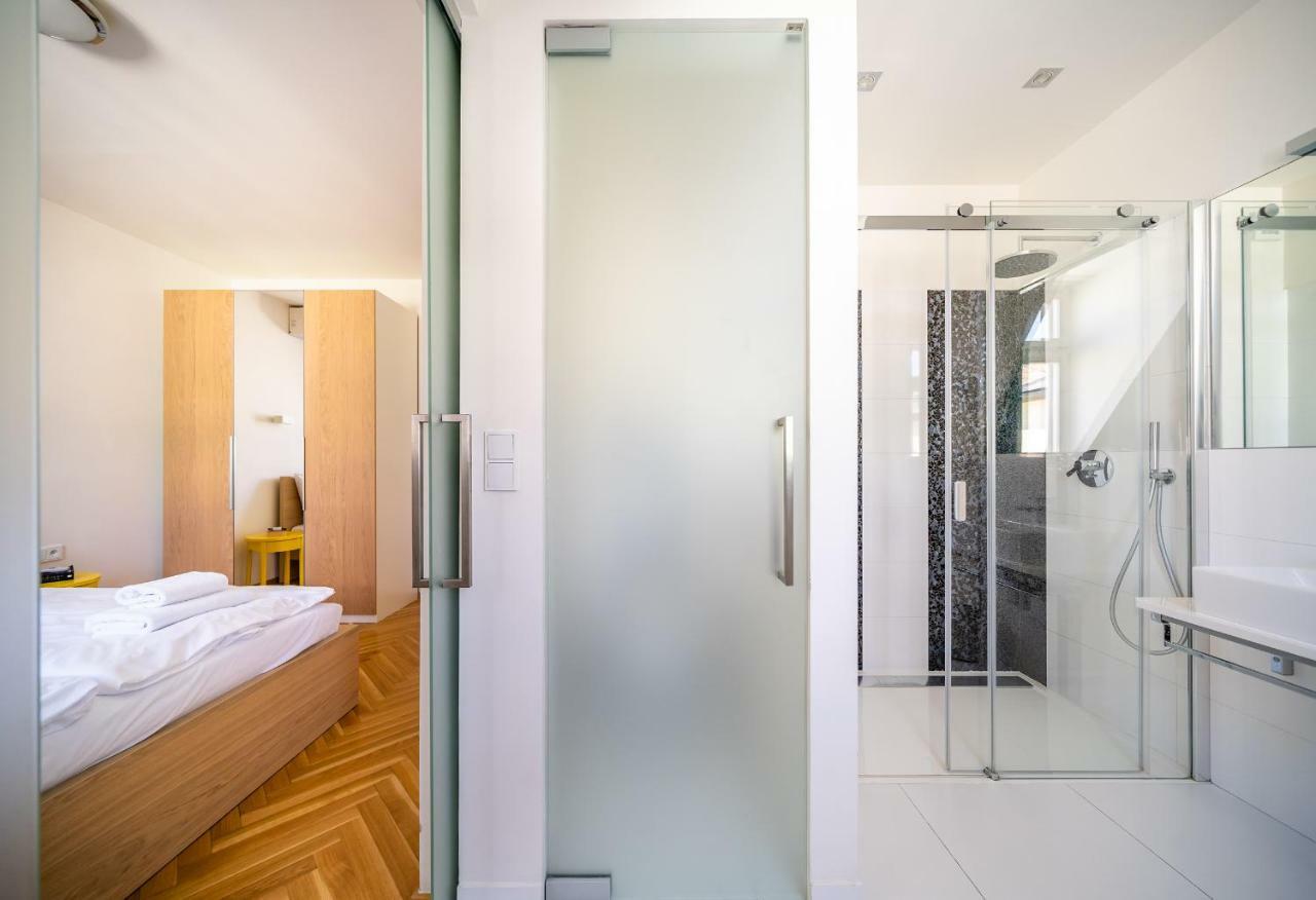 Luxurious Woodrow Wilson Apt In Prague Centre Ngoại thất bức ảnh
